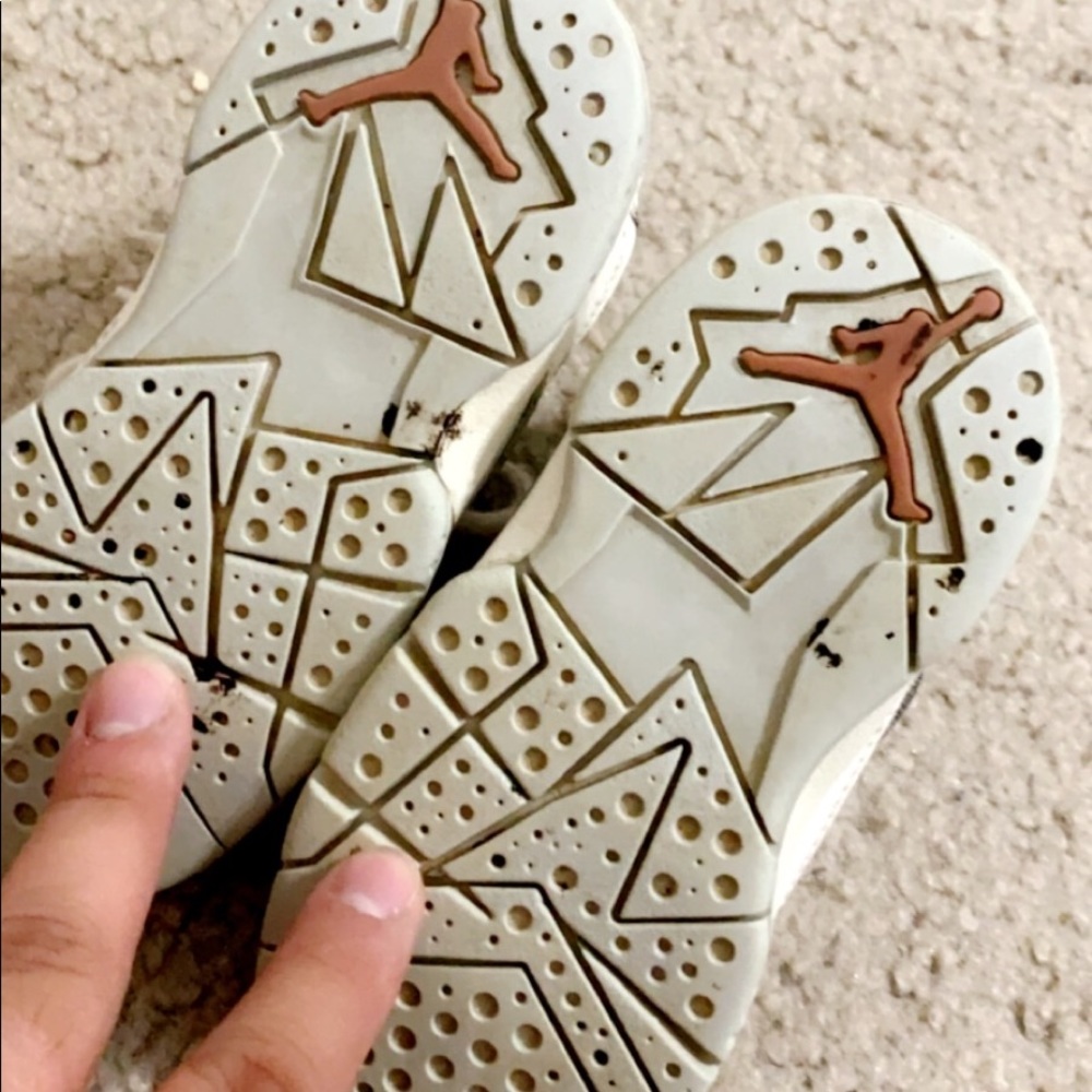 Jordan 7 - Picture 4 of 6